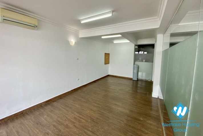 An office or shops for rent on Quang Khanh street, Tay Ho, Ha Noi